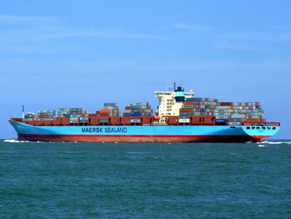 arnold maersk, ship, vessel-883927.jpg